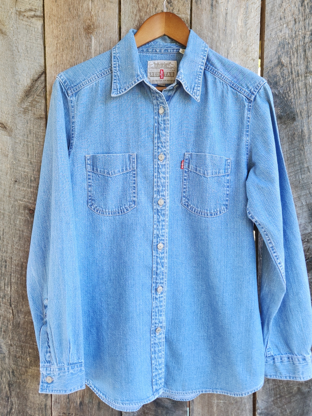Vintage Levi's Red Tab Jeanswear For Women Denim Button-Up Shirt Medium